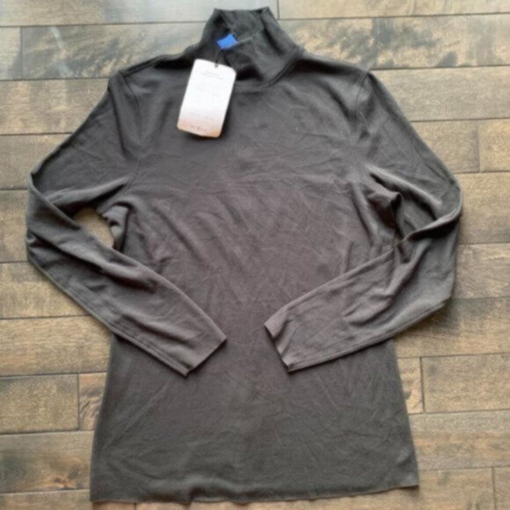 Kit and Ace Upgrade Turtleneck Top - new with tags